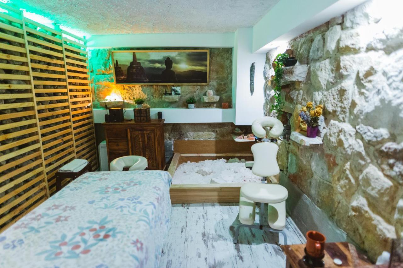 Hotel Rozsakert Vendeghaz Romhány Zewnętrze zdjęcie