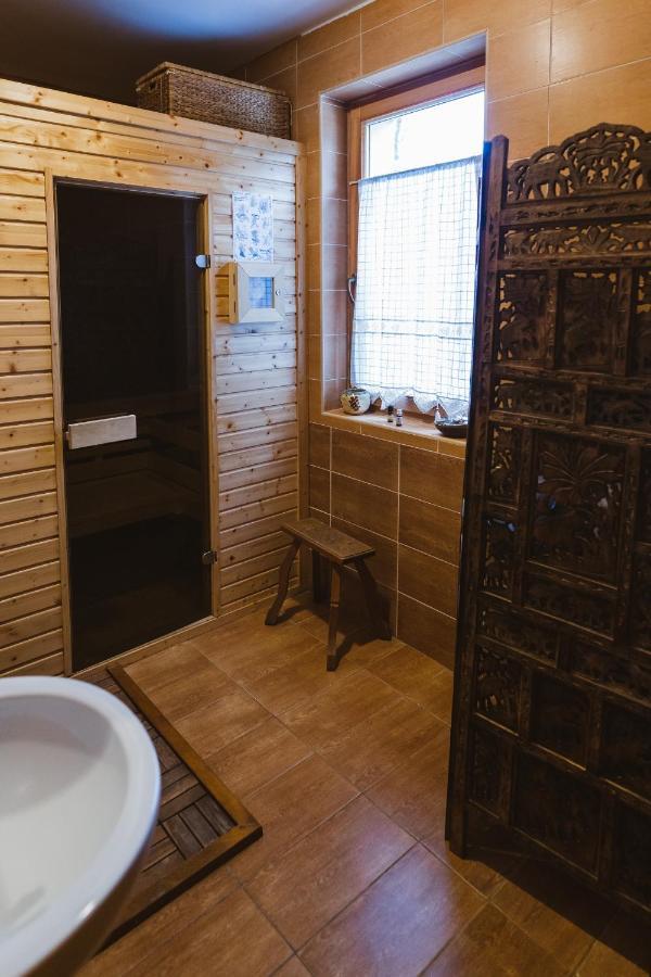Hotel Rozsakert Vendeghaz Romhány Zewnętrze zdjęcie