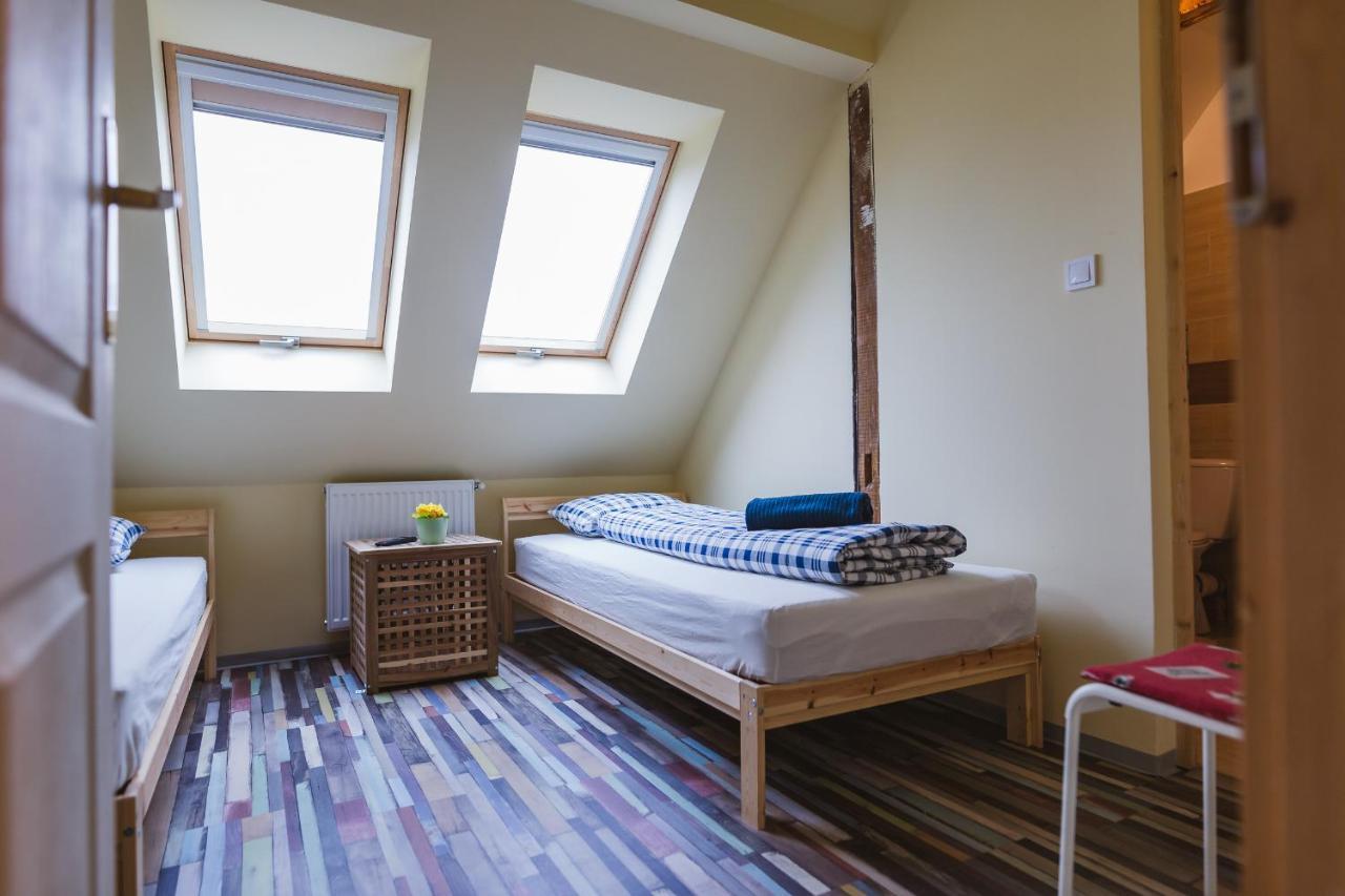 Hotel Rozsakert Vendeghaz Romhány Zewnętrze zdjęcie